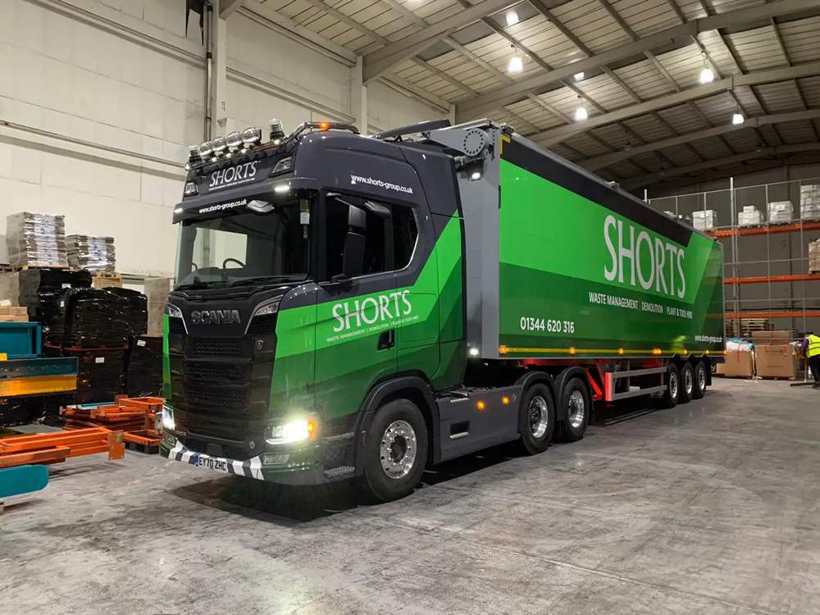 Shorts tipper lorry wrap